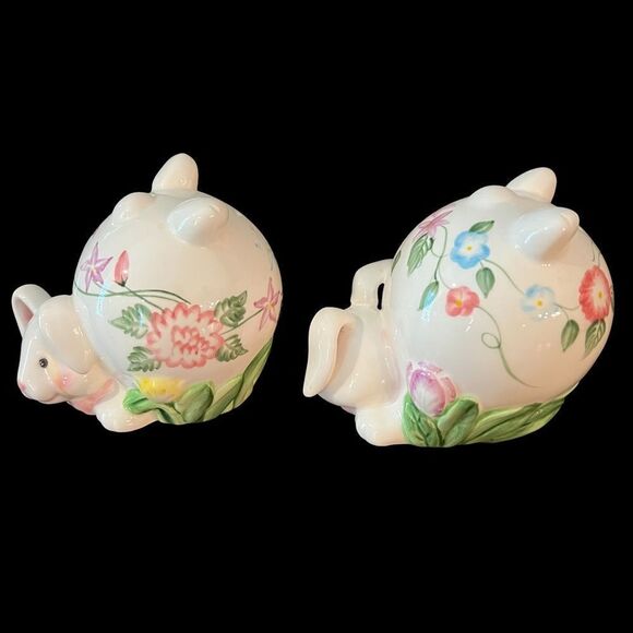 Bunny/Rabbit Salt & Pepper Shakers Healtfelt  Kitchen Creations - Picture 2 of 8